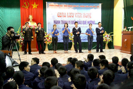 Xuân về trên đảo Bạch Long Vĩ